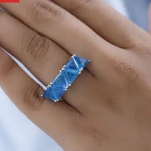 Caribbean Quartz (Triplet) Ring in Platinum Over Sterling Silver 6.40 ctw Size 8